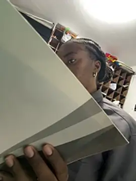 Snapshot of CiaraEbony chatting on April 7, 2026, 11:50 pm CiaraEbony online show from April 7, 2026, 11:50 pm