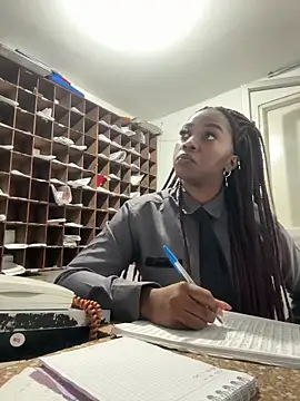 CiaraEbony online show from June 10, 2026, 11:33 am