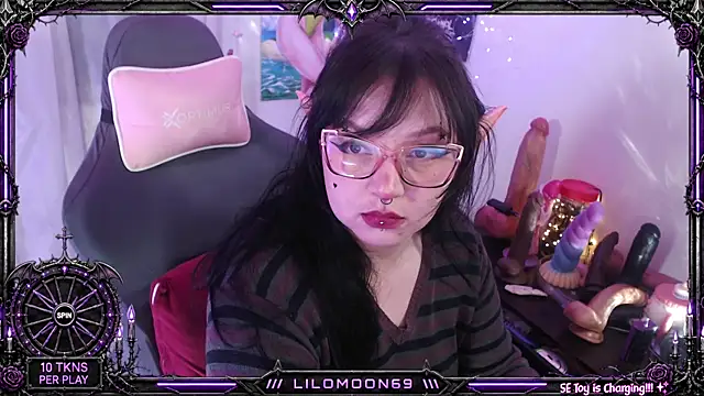 LiloMoon69 online show from June 11, 2026, 9:50 am