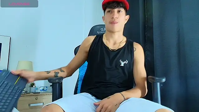 Snapshot of _CamiloBass chatting on June 7, 2026, 1:00 am CamiloBass online show from June 7, 2026, 1:00 am