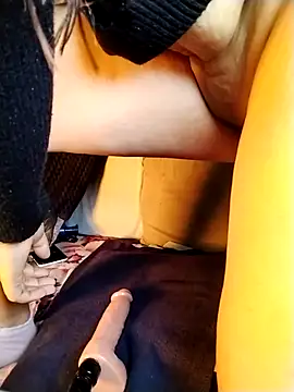 sexylaya2 online show from January 17, 2026, 8:51 am