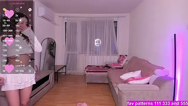 GabrielaLove  online show from February 28, 2026, 8:52 pm