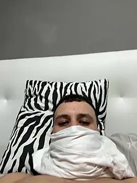 Snapshot of yayaya55598 chatting on February 22, 2025, 10:31 pm yayaya55598 online show from February 22, 2025, 10:31 pm