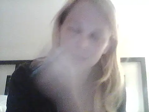 Snapshot of burrkitty chatting on November 19, 2025, 5:18 am burrkitty online show from November 19, 2025, 5:18 am