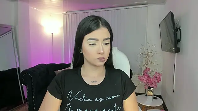 Snapshot of amelie_jhons chatting on March 9, 2025, 8:31 pm amelie jhons online show from March 9, 2025, 8:31 pm