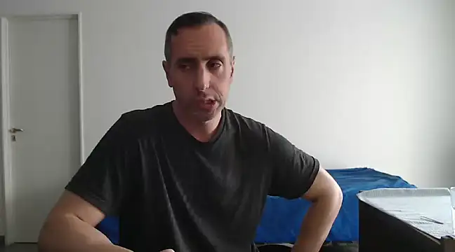 Snapshot of HELL_FIRE chatting on December 2, 2024, 11:51 am HELL FIRE online show from December 2, 2024, 11:51 am