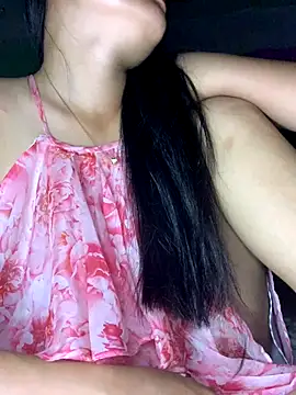 Snapshot of Zeni_fer chatting on September 28, 2025, 4:36 pm Zeni fer online show from September 28, 2025, 4:36 pm