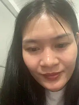 Snapshot of Zeni_fer chatting on January 26, 2025, 5:02 am Zeni fer online show from January 26, 2025, 5:02 am