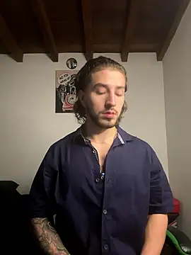 Valentino Xander online show from January 17, 2026, 2:26 am