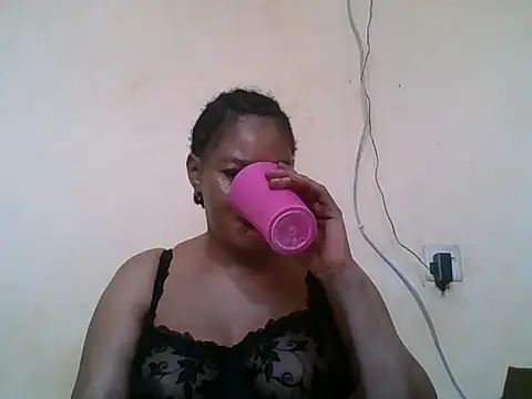 Snapshot of ANALQUEEN4 chatting on April 2, 2026, 6:20 am ANALQUEEN4 online show from April 2, 2026, 6:20 am