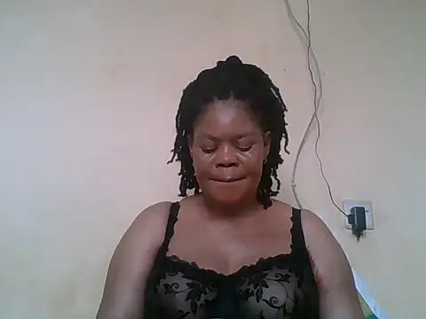 Snapshot of ANALQUEEN4 chatting on April 22, 2026, 6:53 am ANALQUEEN4 online show from April 22, 2026, 6:53 am