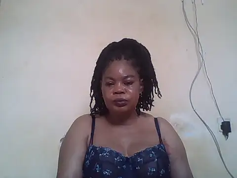 Snapshot of ANALQUEEN4 chatting on May 17, 2026, 6:57 am ANALQUEEN4 online show from May 17, 2026, 6:57 am