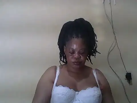 Snapshot of ANALQUEEN4 chatting on May 15, 2026, 2:42 am ANALQUEEN4 online show from May 15, 2026, 2:42 am