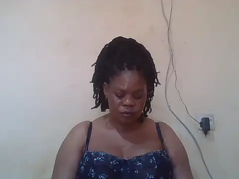 Snapshot of ANALQUEEN4 chatting on April 17, 2026, 2:20 pm ANALQUEEN4 online show from April 17, 2026, 2:20 pm