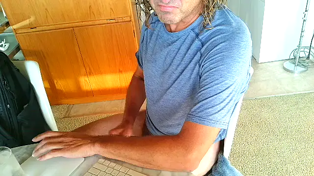 Snapshot of costanza7070 chatting on July 14, 2026, 2:00 am costanza7070 online show from July 14, 2026, 2:00 am