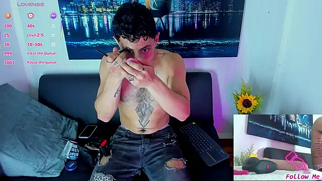 Piggy Eddy online show from September 23, 2025, 11:12 pm