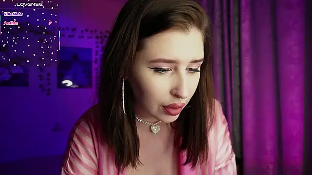 Alice   Rose online show from May 22, 2026, 7:12 pm