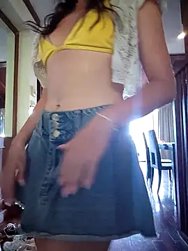 Snapshot of Izabella_Bella chatting on May 24, 2026, 1:16 am Izabella Bella online show from May 24, 2026, 1:16 am
