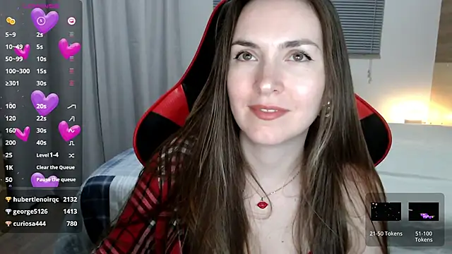Snapshot of Naughty_Annn chatting on May 16, 2026, 8:35 am Naughty Annn online show from May 16, 2026, 8:35 am
