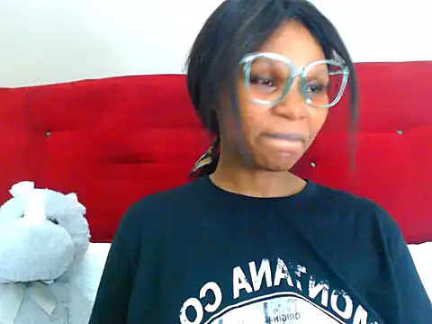 Snapshot of Darrkdeeva69 chatting on February 17, 2025, 8:27 pm Darrkdeeva69 online show from February 17, 2025, 8:27 pm