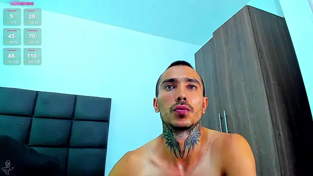 Snapshot of steven_hott8 chatting on May 30, 2026, 8:47 pm steven hott8 online show from May 30, 2026, 8:47 pm