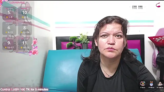 Snapshot of kambelroche chatting on July 13, 2026, 12:15 pm kambelroche online show from July 13, 2026, 12:15 pm