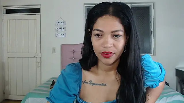 Snapshot of makennaa_ chatting on April 21, 2026, 10:22 am makennaa online show from April 21, 2026, 10:22 am