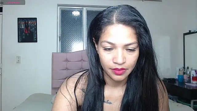Snapshot of makennaa_ chatting on June 10, 2026, 10:38 am makennaa online show from June 10, 2026, 10:38 am