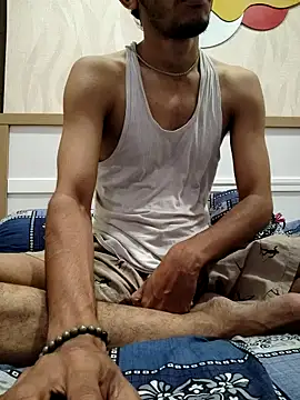 Snapshot of king_boy chatting on April 19, 2026, 9:28 pm king boy online show from April 19, 2026, 9:28 pm