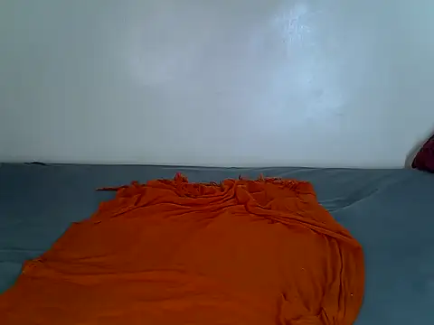 Snapshot of Sexxyrebby chatting on April 16, 2026, 8:26 am Sexxyrebby online show from April 16, 2026, 8:26 am