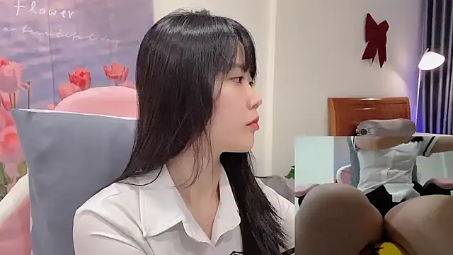 Snapshot of -rosiie- chatting on March 19, 2025, 3:41 am -rosiie- online show from March 19, 2025, 3:41 am