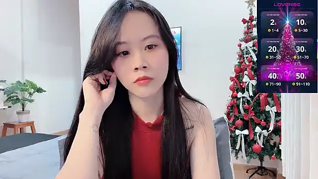 Snapshot of -rosiie- chatting on November 11, 2025, 3:56 am -rosiie- online show from November 11, 2025, 3:56 am