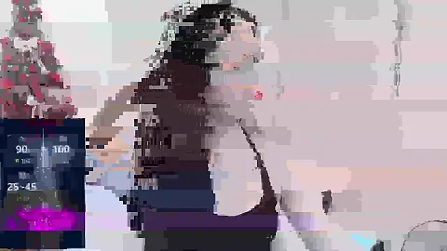 Snapshot of -rosiie- chatting on November 17, 2025, 4:05 am -rosiie- online show from November 17, 2025, 4:05 am