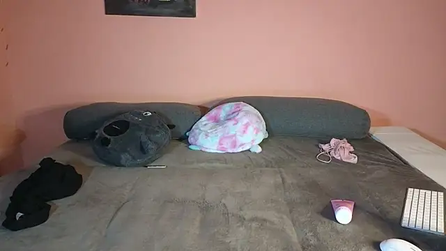 Snapshot of Katusha006 chatting on March 15, 2025, 8:54 pm Katusha006 online show from March 15, 2025, 8:54 pm