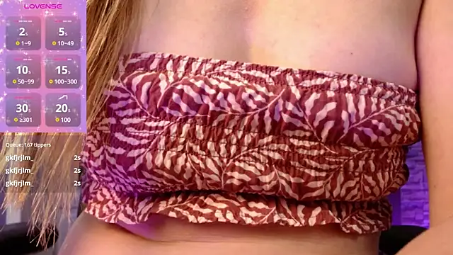 Manuela bela online show from March 9, 2025, 6:32 pm