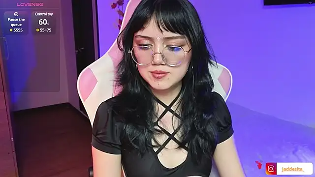 suzumi   online show from December 27, 2024, 10:16 pm