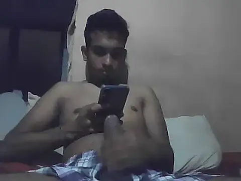 Snapshot of bigblackcock102 chatting on January 30, 2025, 6:32 pm bigblackcock102 online show from January 30, 2025, 6:32 pm