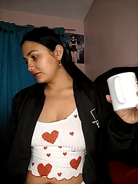 Nahiara velez online show from March 1, 2025, 12:07 am