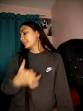 Nahiara velez online show from February 9, 2025, 2:49 am