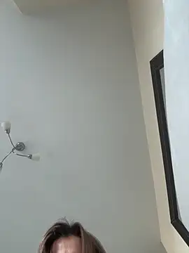 Snapshot of UKSYDNEYFOX chatting on March 6, 2025, 2:40 pm UKSYDNEYFOX online show from March 6, 2025, 2:40 pm