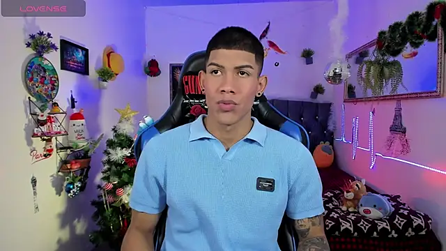 Damian latinxxx online show from December 2, 2025, 3:07 am