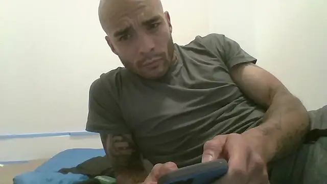 Snapshot of JohnnyDeep187 chatting on May 2, 2026, 10:31 am JohnnyDeep187 online show from May 2, 2026, 10:31 am