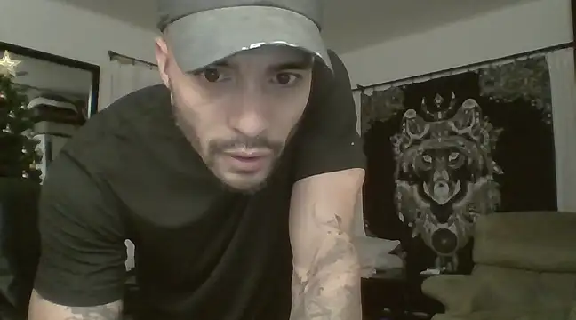 Snapshot of JohnnyDeep187 chatting on December 19, 2024, 9:29 am JohnnyDeep187 online show from December 19, 2024, 9:29 am