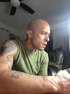 Snapshot of JohnnyDeep187 chatting on December 20, 2025, 6:16 am JohnnyDeep187 online show from December 20, 2025, 6:16 am