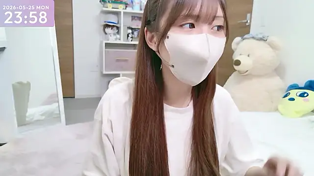 Snapshot of -SHINON- chatting on May 25, 2026, 3:00 pm -SHINON- online show from May 25, 2026, 3:00 pm