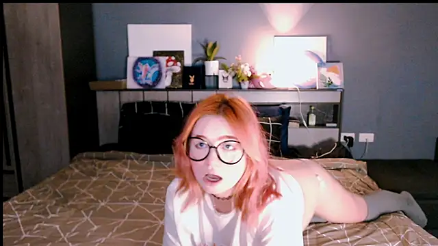 Snapshot of candy_lina chatting on February 12, 2026, 12:05 pm candy lina online show from February 12, 2026, 12:05 pm