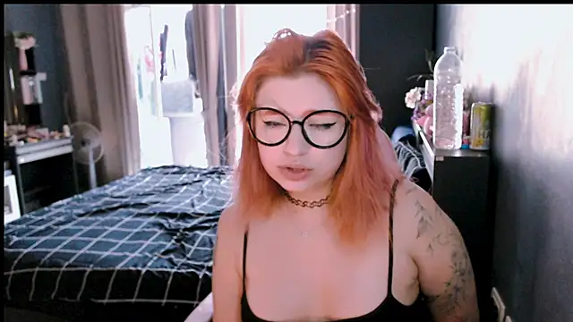 Snapshot of candy_lina chatting on February 9, 2026, 7:39 am candy lina online show from February 9, 2026, 7:39 am