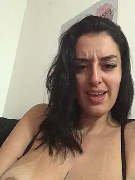 Snapshot of Catmila94 chatting on May 8, 2026, 7:50 pm Catmila94 online show from May 8, 2026, 7:50 pm