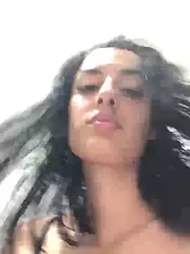 Snapshot of Catmila94 chatting on May 21, 2026, 9:01 pm Catmila94 online show from May 21, 2026, 9:01 pm
