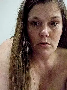 ALISSA BREANN online show from December 2, 2024, 4:05 am